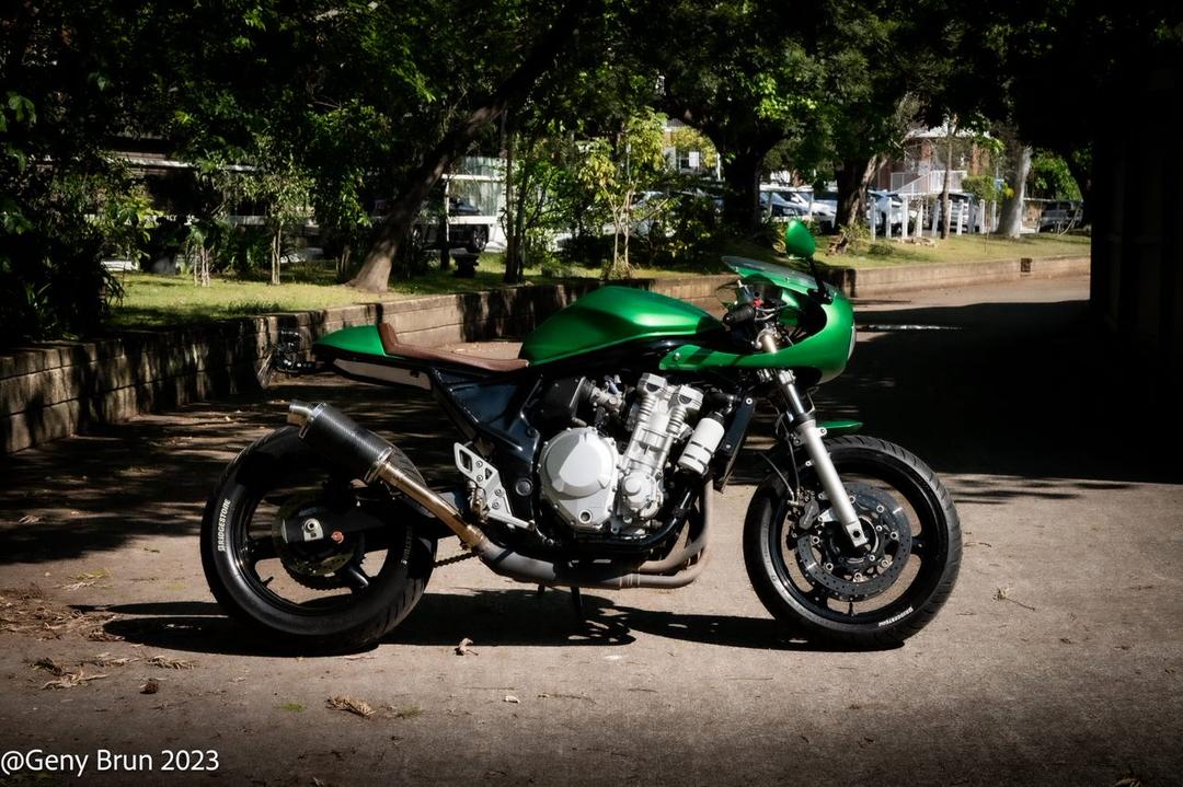 Suzuki GSX650F Green Hornet